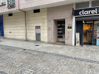 Local comercial en alquiler en Arteixo