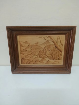 Cuadro de jabalíes en madera