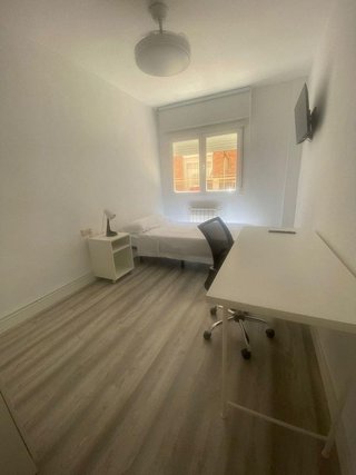 Piso en alquiler en Camino de Ronda - Rosaleda en Granada
