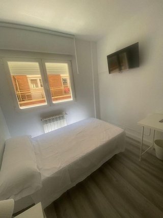 Piso en alquiler en Camino de Ronda - Rosaleda en Granada