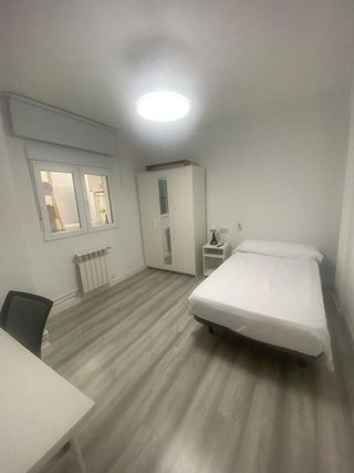 Piso en alquiler en Camino de Ronda - Rosaleda en Granada