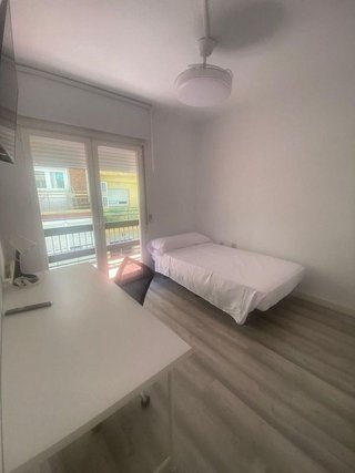 Piso en alquiler en Camino de Ronda - Rosaleda en Granada