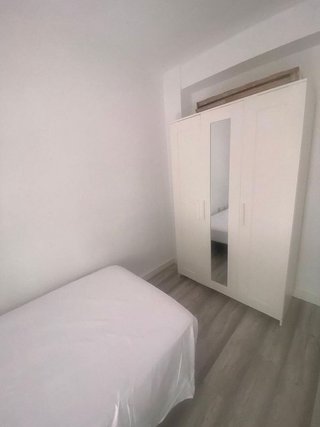 Piso en alquiler en Camino de Ronda - Rosaleda en Granada