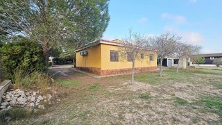 Chalet en venta en Los Felipes - Corral de Carmelo en Chiva