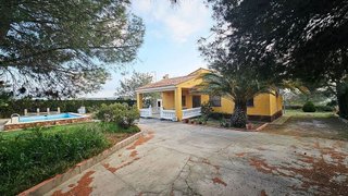 Chalet en venta en Los Felipes - Corral de Carmelo en Chiva