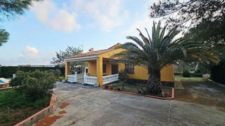 Chalet en venta en Los Felipes - Corral de Carmelo en Chiva