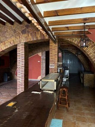 Chalet en venta en Novelda