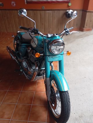 Royal Enfield 240 km rodaje