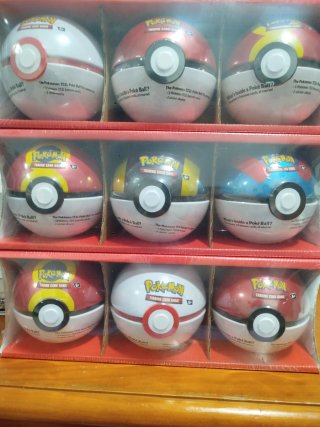 Latas Pokémon TCG Poké Ball