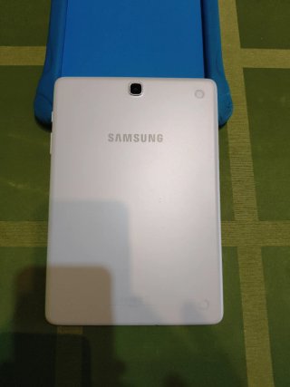 Tablet Samsung SM-T550 16GB