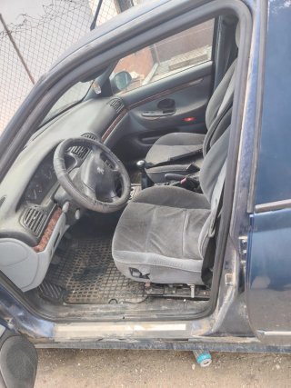 Peugeot 406 2000