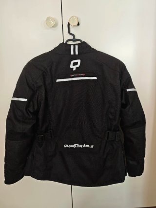 Chaqueta Moto Negra Mujer Quartermile