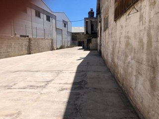 Nave industrial en alquiler en Silla