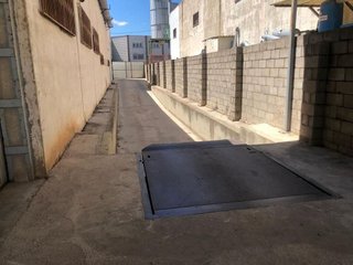 Nave industrial en alquiler en Silla