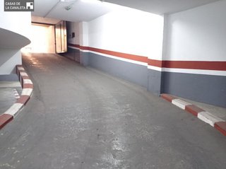 Garaje en alquiler en La Constitución - Canaleta en Mislata