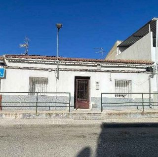 Casa adosada en venta en Arrayanes en Linares