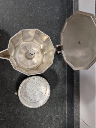 Cafetera Italiana Negra