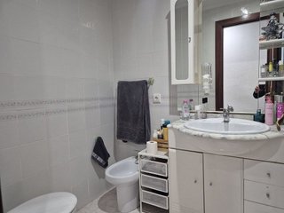 Piso en venta en Zona Avenida al Vedat en Torrent
