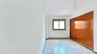 Piso en venta en Carolinas Bajas en Alicante
