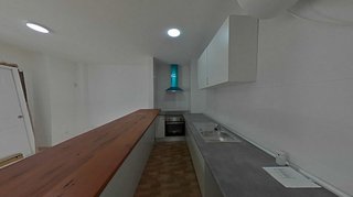 Piso en venta en Parque Victoria Eugenia en Málaga