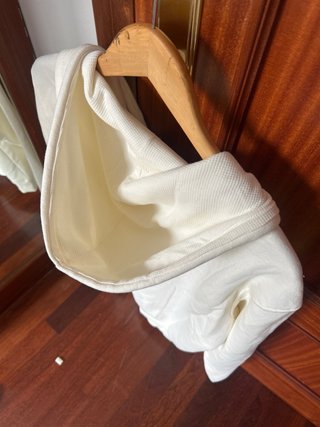 Sudadera con cremallera a estrenar