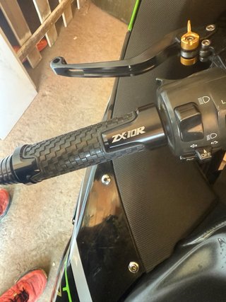 Kawasaki ZX10R con extras