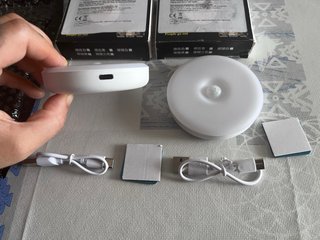 SCONTO! 2 Luci LED con Sensore di Movimento Nuove