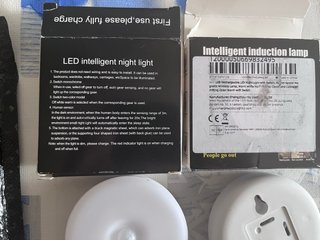 SCONTO! 2 Luci LED con Sensore di Movimento Nuove