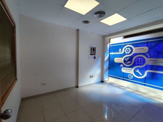 Local comercial en alquiler en Barrio de Zaidín en Granada
