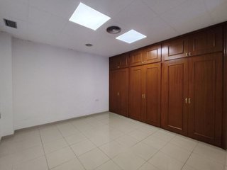 Local comercial en alquiler en Barrio de Zaidín en Granada