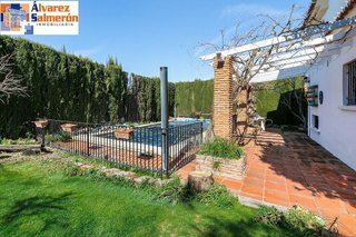 Chalet en venta en Otura