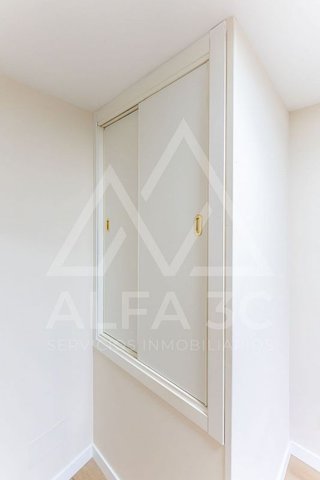 Piso en venta en Miraflores de la Sierra