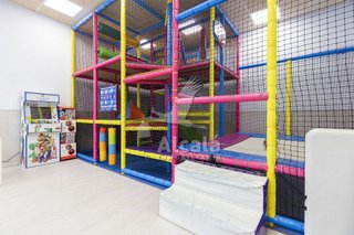 Local comercial en venta en Val en Alcalá de Henares