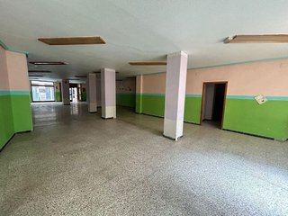 Local comercial en venta en Crevillent
