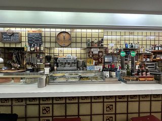 Bar en venta en Gaztambide en Madrid