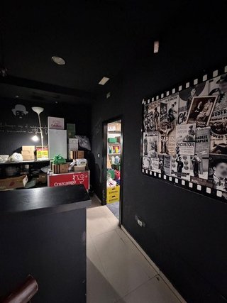 Local comercial en venta en Baeza