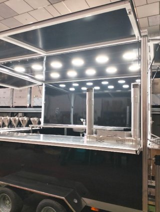Caravana Negra 3x2m para Churrería