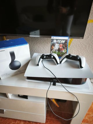Consola PS5 God of War Ragnarök + 2 Mandos