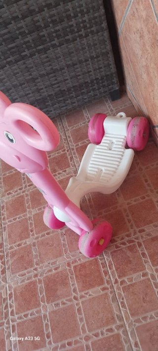 Patinete Jirafa Rosa Niña