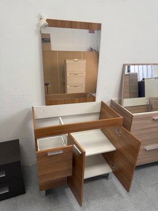 Mueble de baño madera y metal