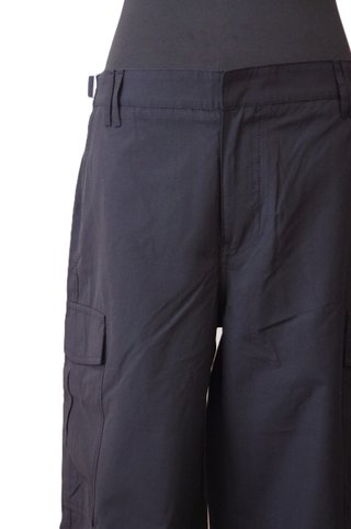 Pantalón cargo ligero negro