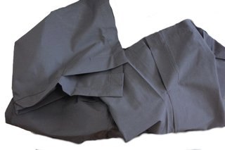 Pantalón cargo ligero negro