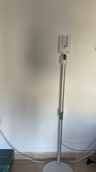Dyson V11 + Soporte Oficial Dyson Dok
