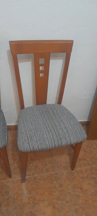 Juego de 5 sillas de comedor madera