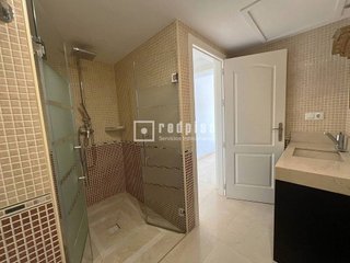 Piso en venta en Torrequebrada en Benalmádena
