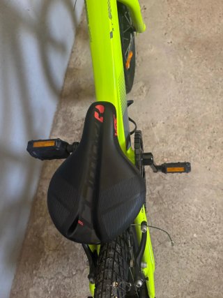 Bicicleta WRC Apolo 16 Verde Lima