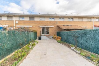 Casa adosada en venta en Zizur Mayor/Zizur Nagusia