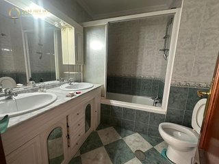 Casa adosada en venta en Colores - Entreparques en Sevilla