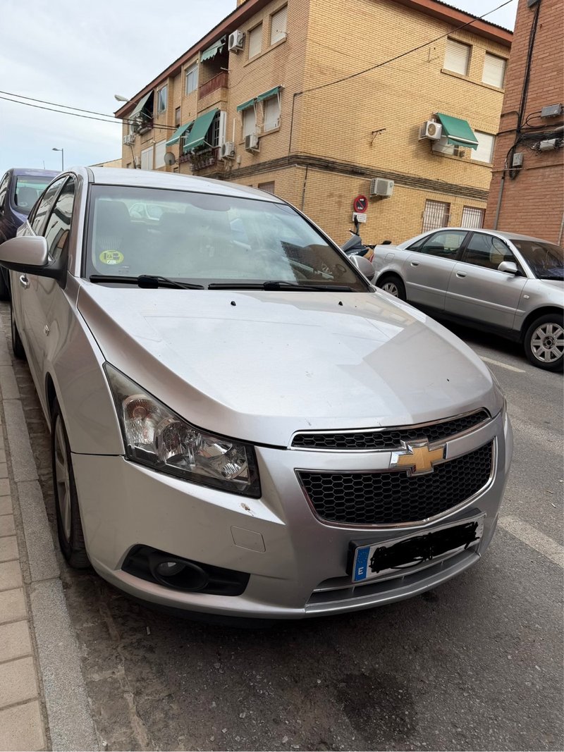 Chevrolet Cruze 2011 - foto 1