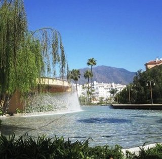 Local comercial en venta en Puerto - Plaza de Toros en Estepona